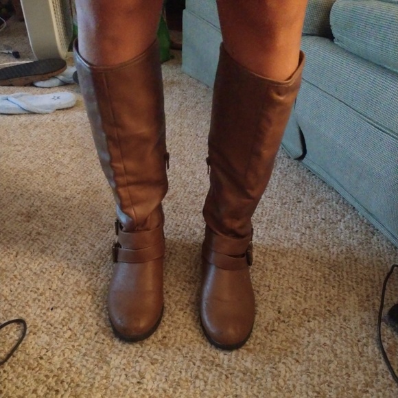 Shoes - Brown leather boots
